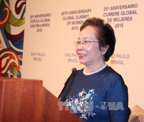 ຮອງປະທານປະເທດຫງວຽນທິຢວານເຂົ້າຮ່ວມກອງປະຊຸມສຸດຍອດແມ່ຍິງທົ່ວໂລກຄັ້ງທີ 25